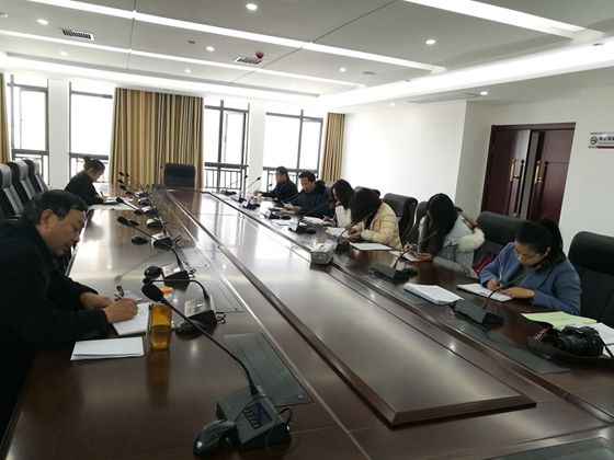 支部讨论.jpg 支部讨论.jpg